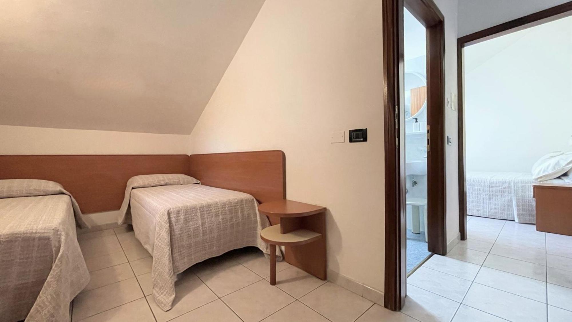 Hotel Zanella Червия Экстерьер фото