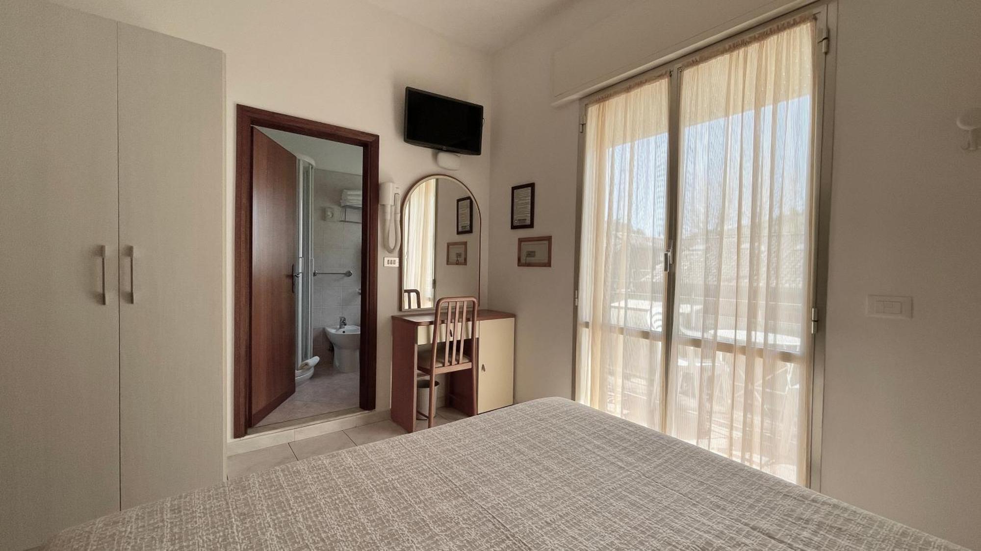 Hotel Zanella Червия Экстерьер фото